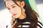吃瓜娱乐李沁视频,揭秘明星幕后趣事
