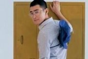 娱乐吃瓜小妹子视频